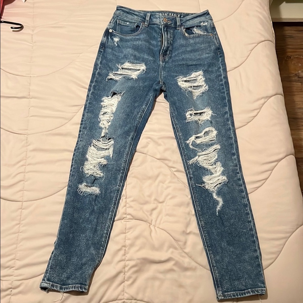 American eagle mom jeans